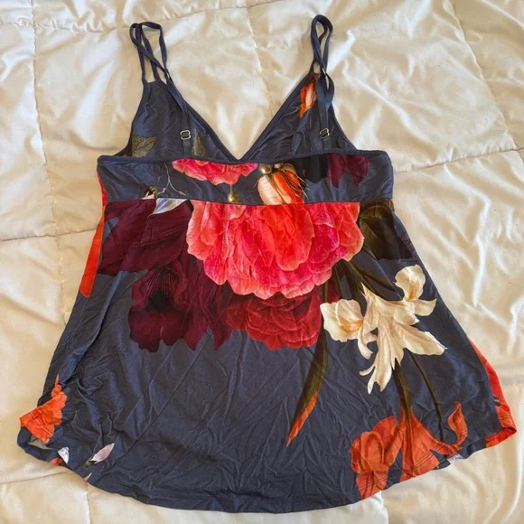 Soma Floral Camisole in Red and Black - Picture 5 of 7